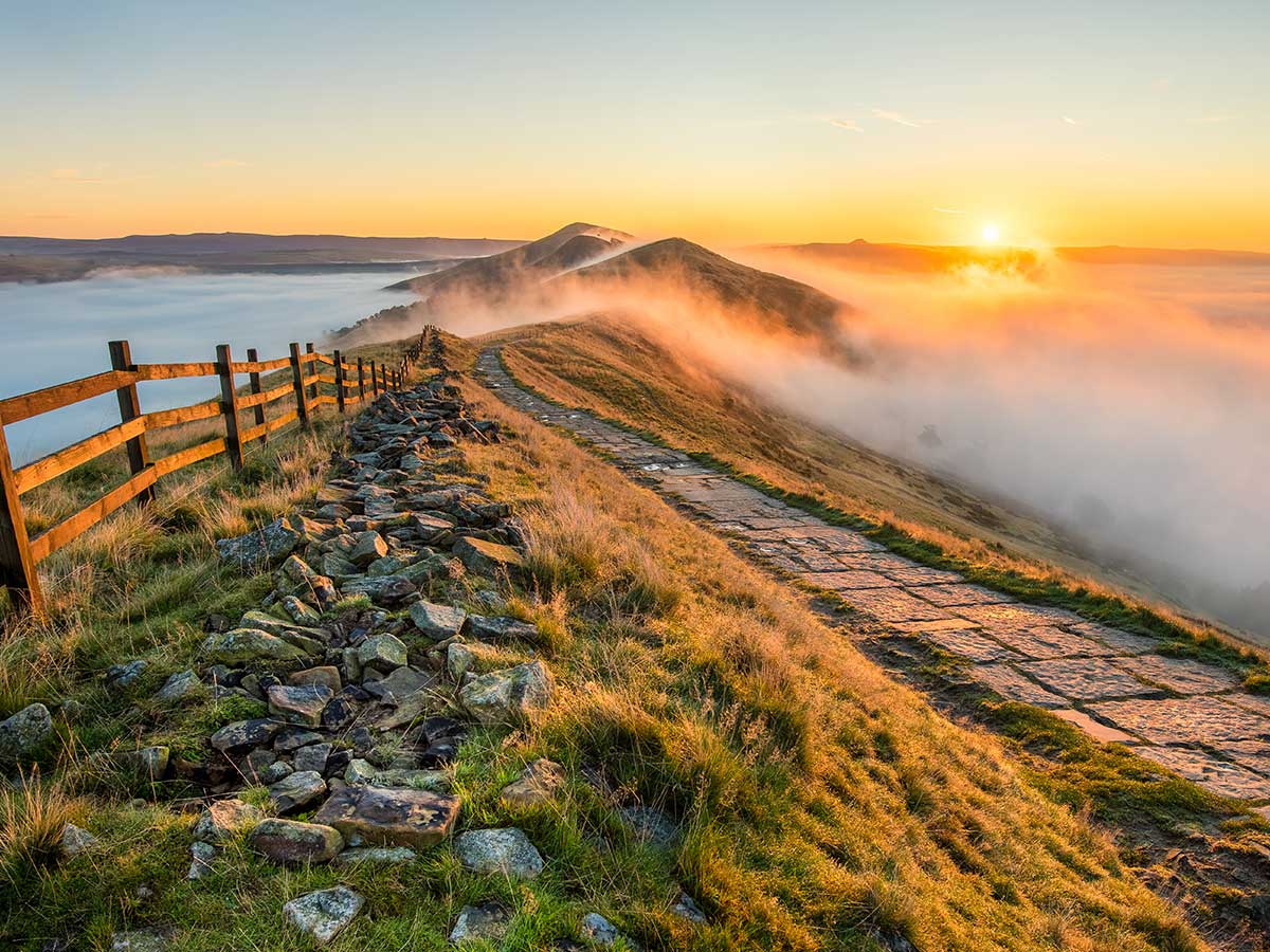 Top 5 Walks in the Peak District National Park