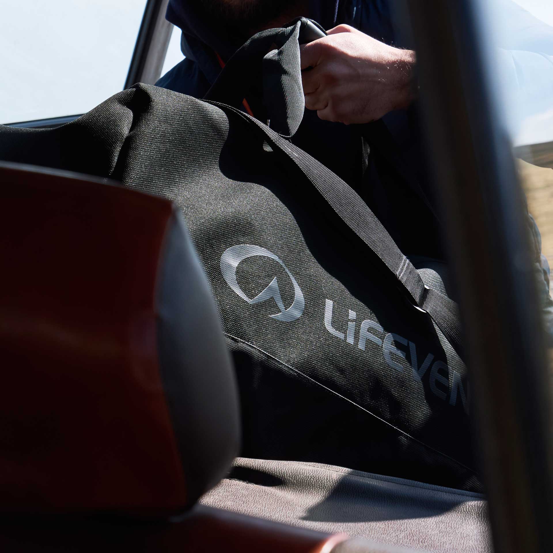 Expedition Wheeled Duffle Bag - variant[Black]