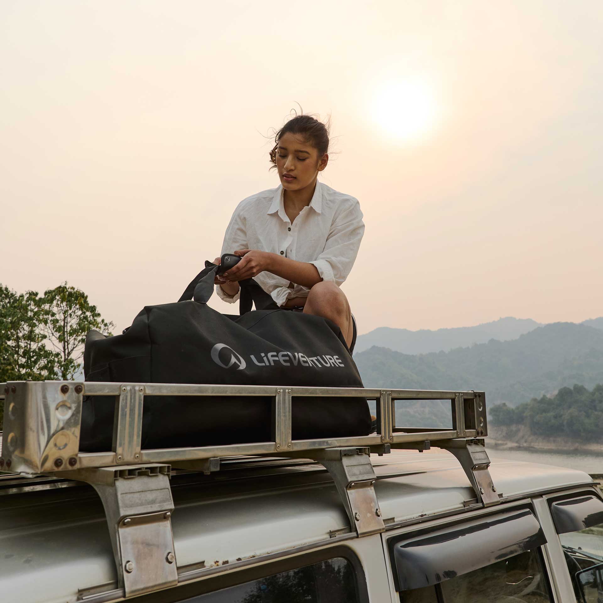 Expedition Wheeled Duffle Bag - variant[Black]