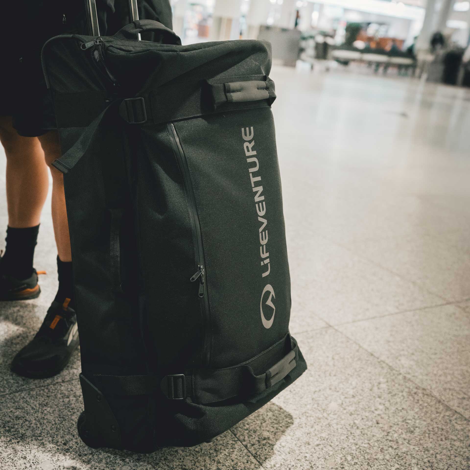 Expedition Clamshell Wheeled Duffle Bag 110L | Lifeventure