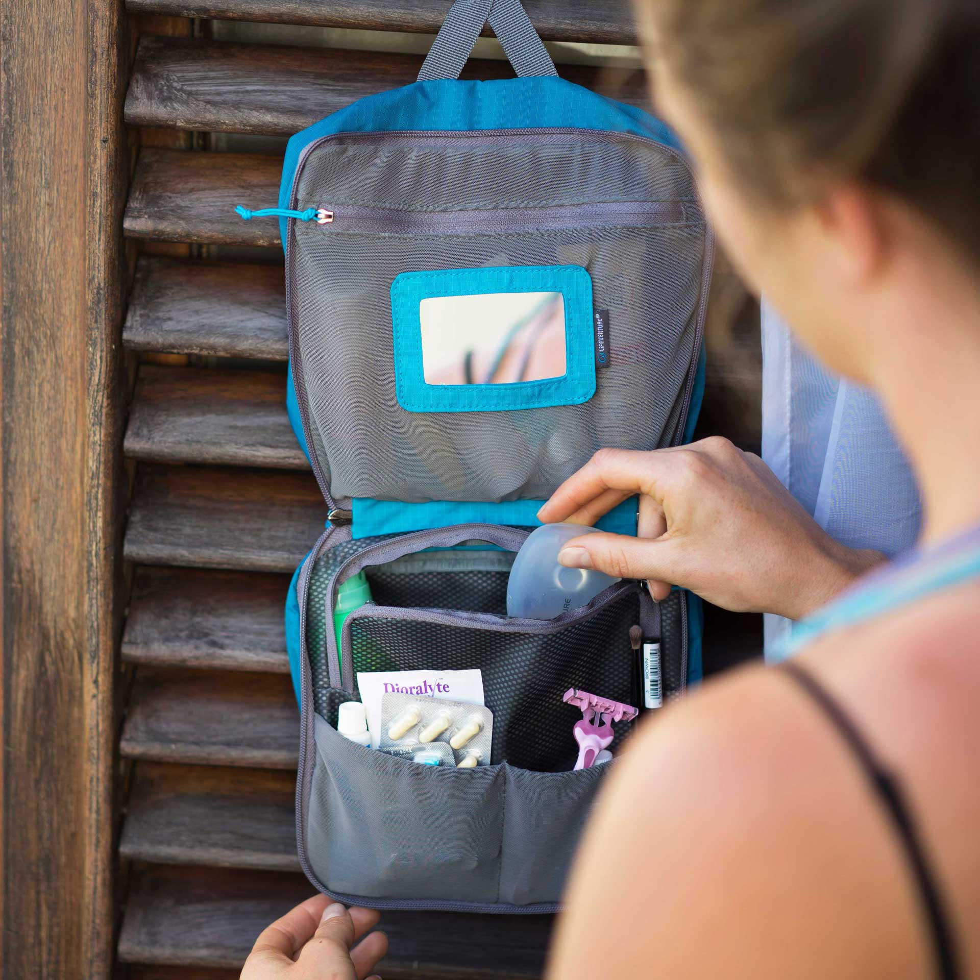 Large Travel Wash Bag | Large Hanging Wash Bag | Lifeventure